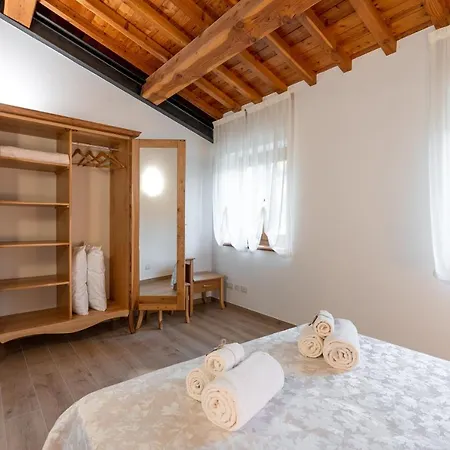 Ai Dossi Lantgård Verona