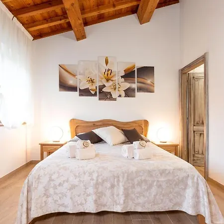 Ai Dossi Farm stay Verona